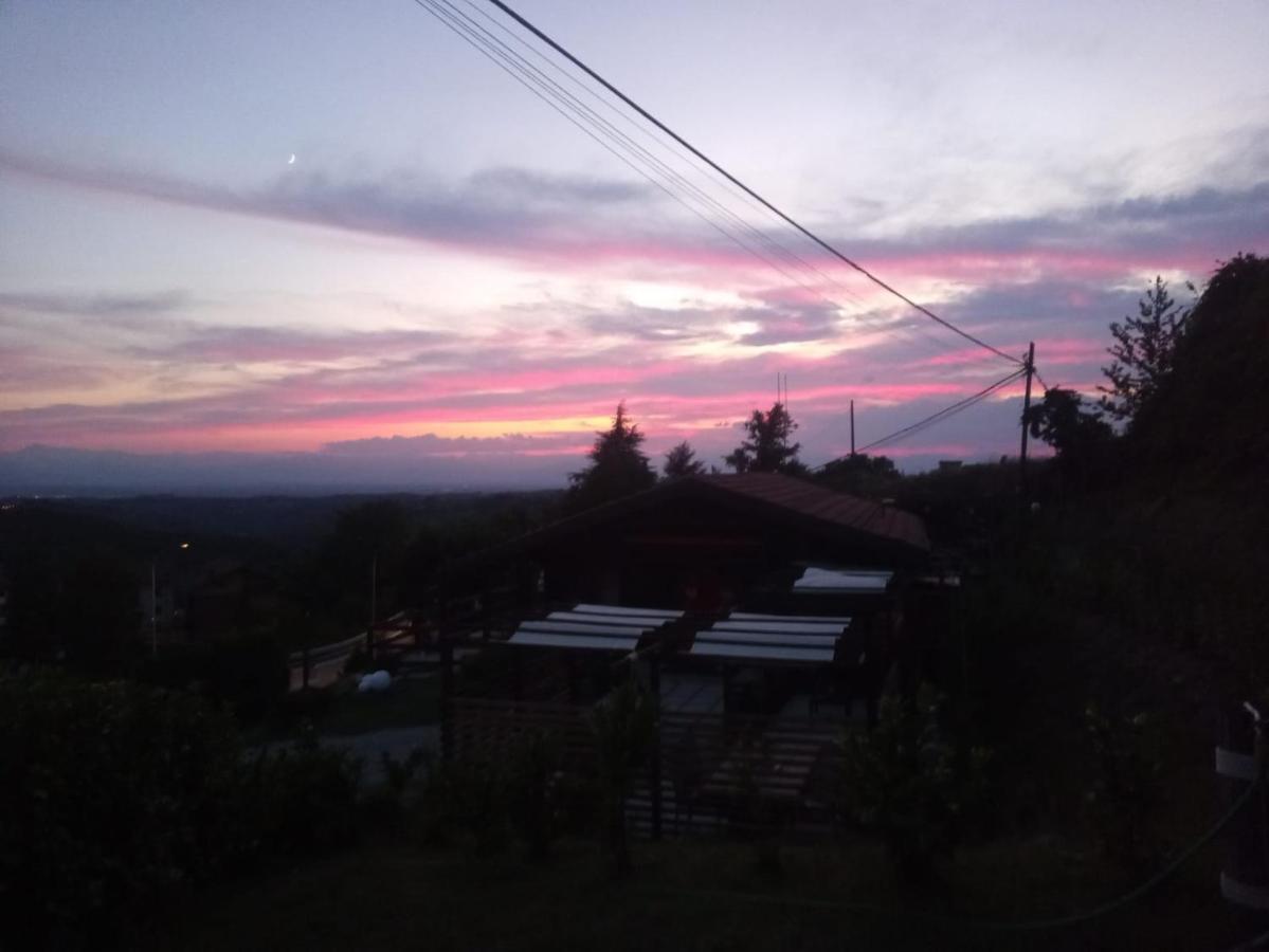 La Tana Dello Scoiattolo - Adults Only Bed and Breakfast Murazzano  Εξωτερικό φωτογραφία
