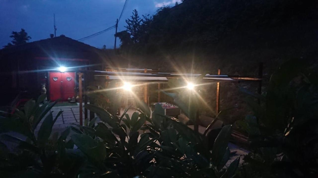 La Tana Dello Scoiattolo - Adults Only Bed and Breakfast Murazzano  Εξωτερικό φωτογραφία