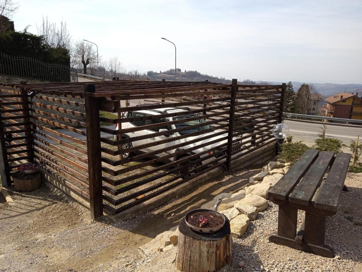 La Tana Dello Scoiattolo - Adults Only Bed and Breakfast Murazzano  Εξωτερικό φωτογραφία